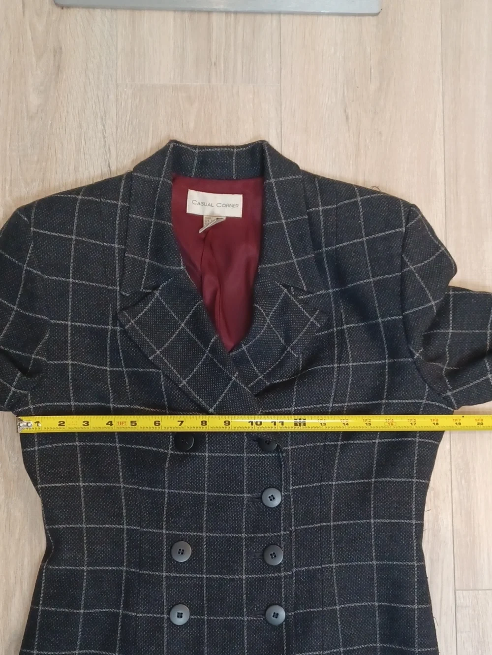 Size 10 CASUAL CORNER double breasted plaid skirt suit. Business Office Vintage